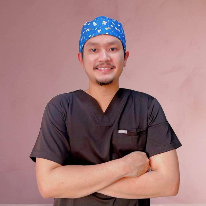 Maesa Dental Clinic | Klinik Gigi Terbaik - drg. Denny