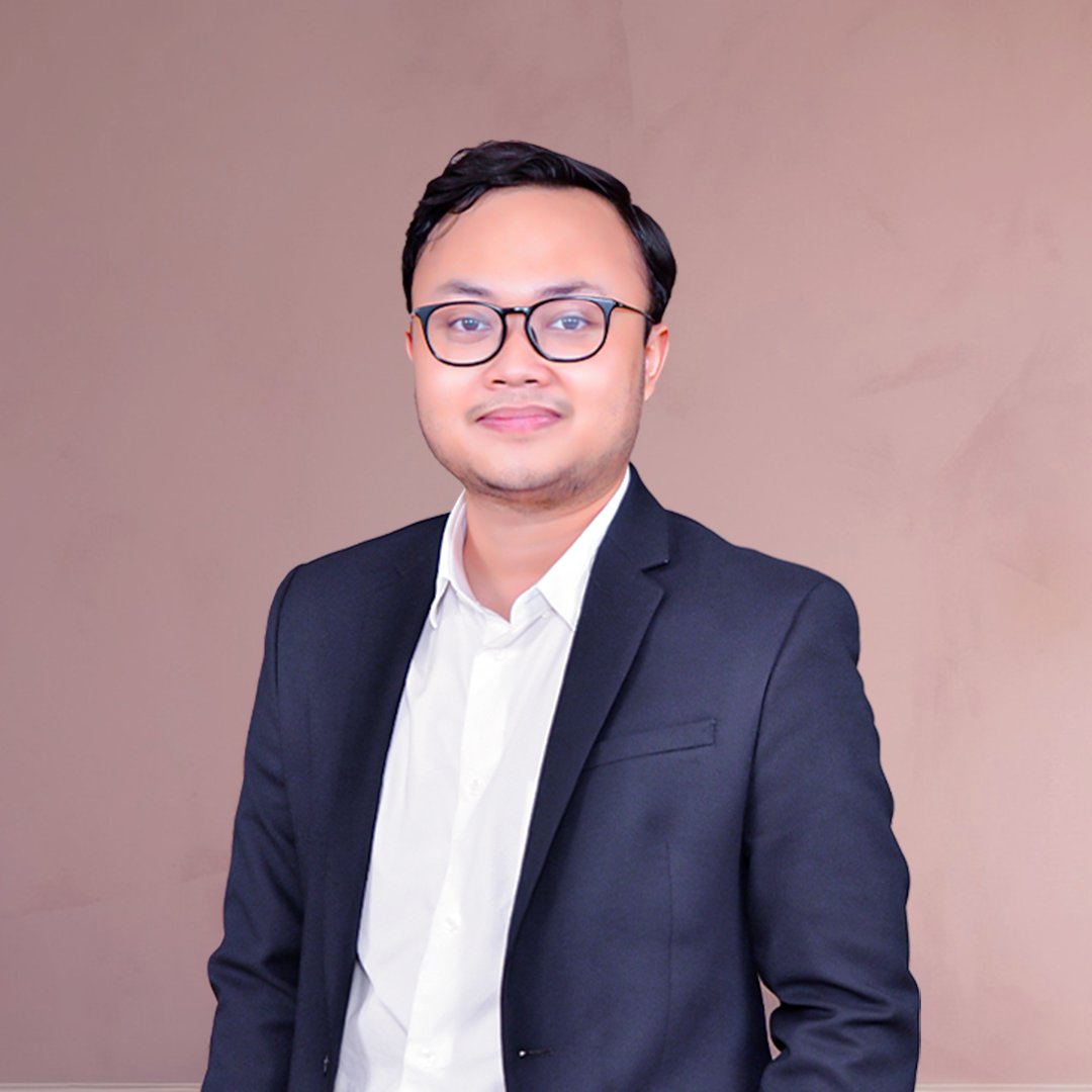 DENTIST Maesa Dental Clinic | Klinik Gigi Terbaik - drg. Taufik Hidayat